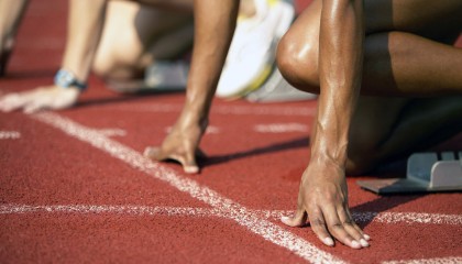 开云体育平台-关键封盖：李磊最后封堵对手的必杀球！