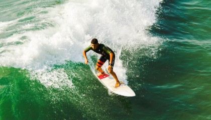 kaiyun sports-“法甲激烈角逐，豪门争夺荣誉”，德甲 豪门