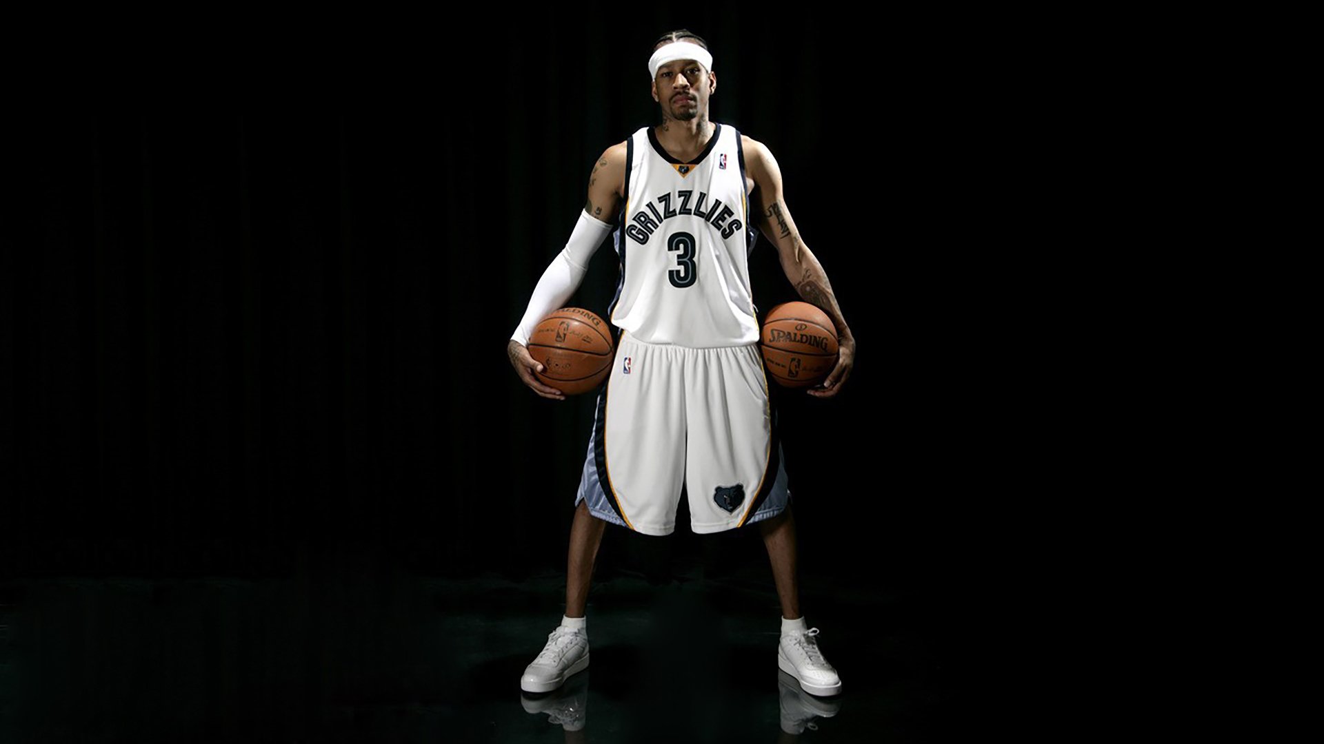 中菲双方在马尼拉举办友谊日体育节，旨在通过体育赛事增进两国人民之间的友谊。