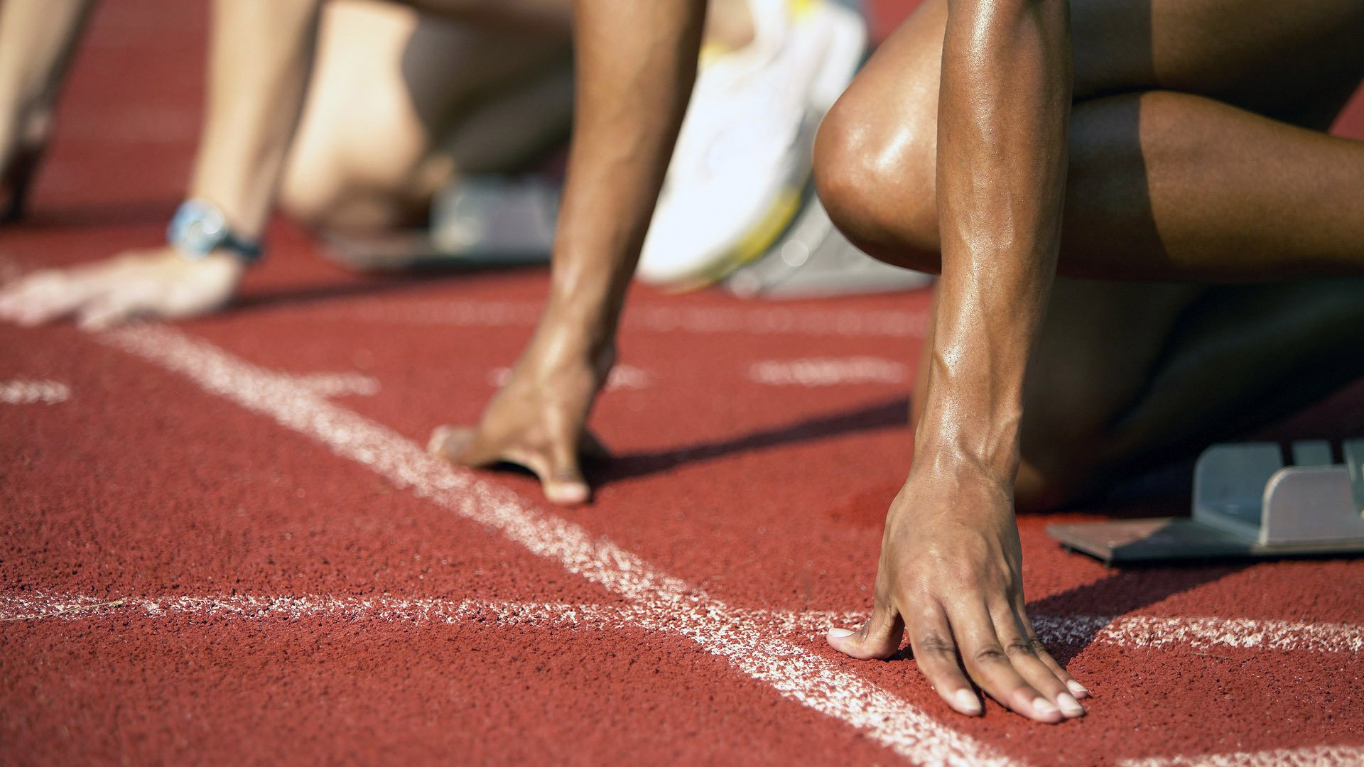 关键封盖:李磊最后封堵对手的必杀球!